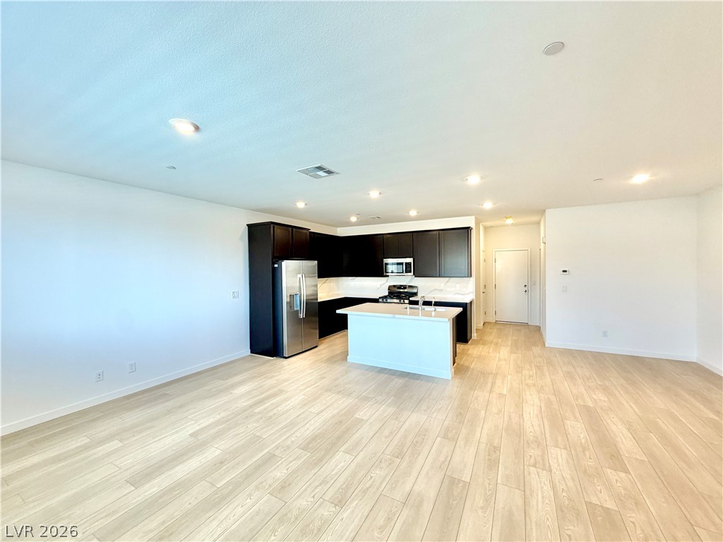 1502 Eva Crossing Place
