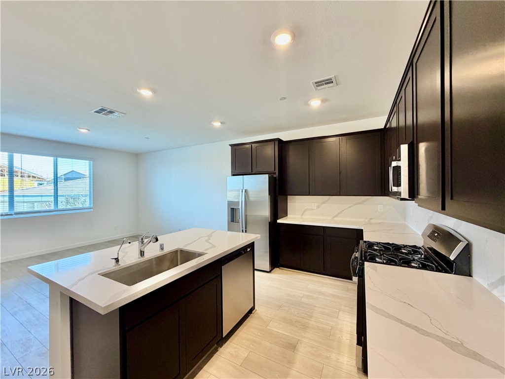 1502 Eva Crossing Place