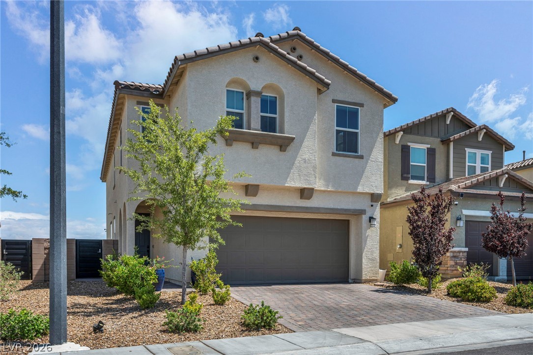 2394 Bellinzona Place