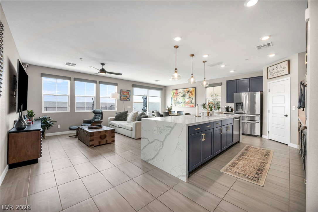 2394 Bellinzona Place