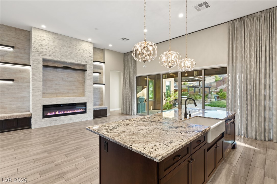 10179 Emerald Sunset Court