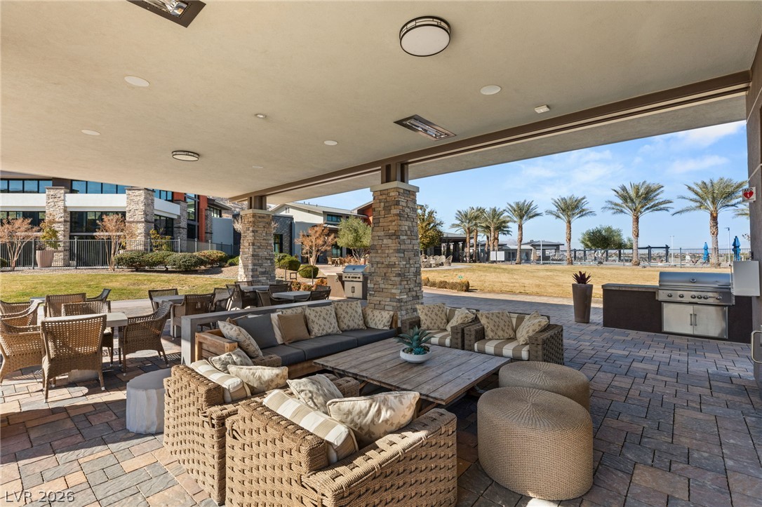 10179 Emerald Sunset Court