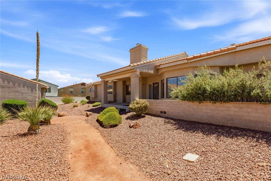 219 North Cimarron Road