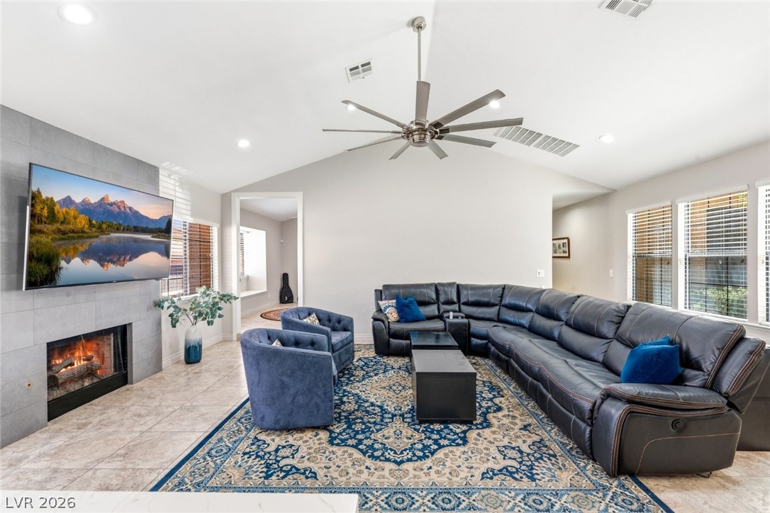 219 North Cimarron Road