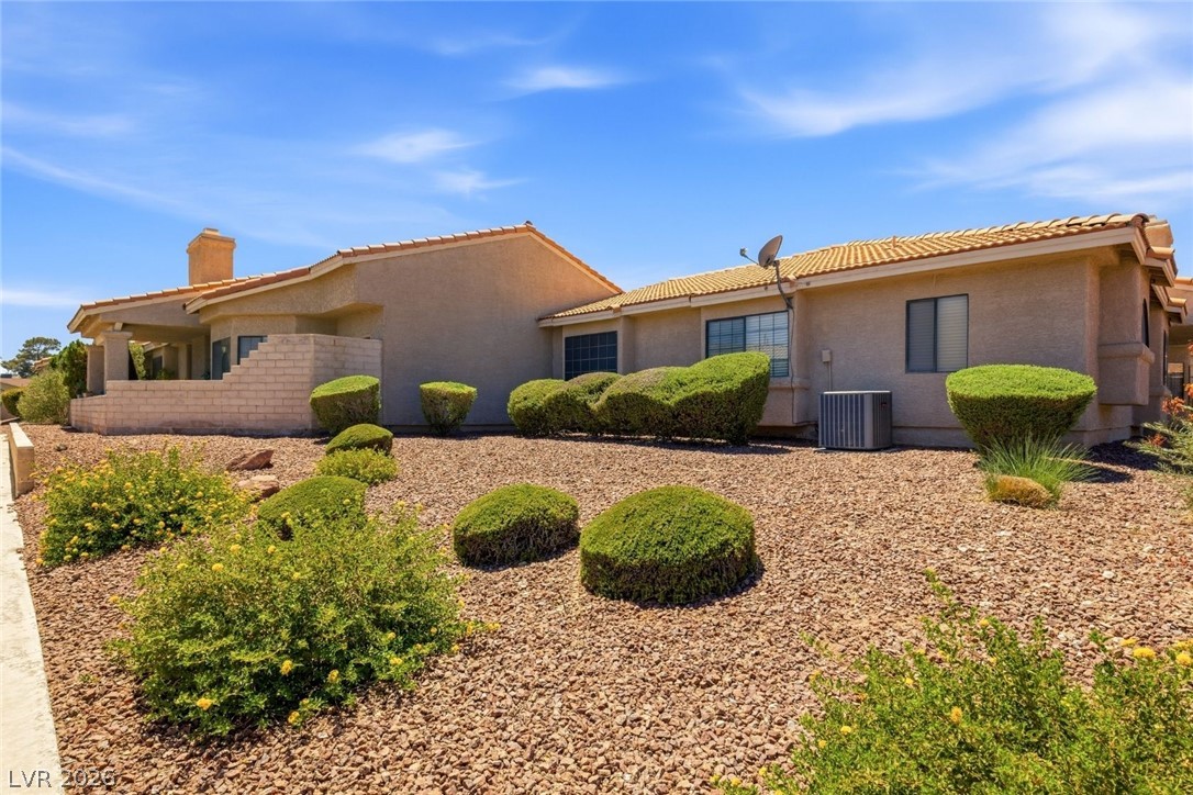 219 North Cimarron Road