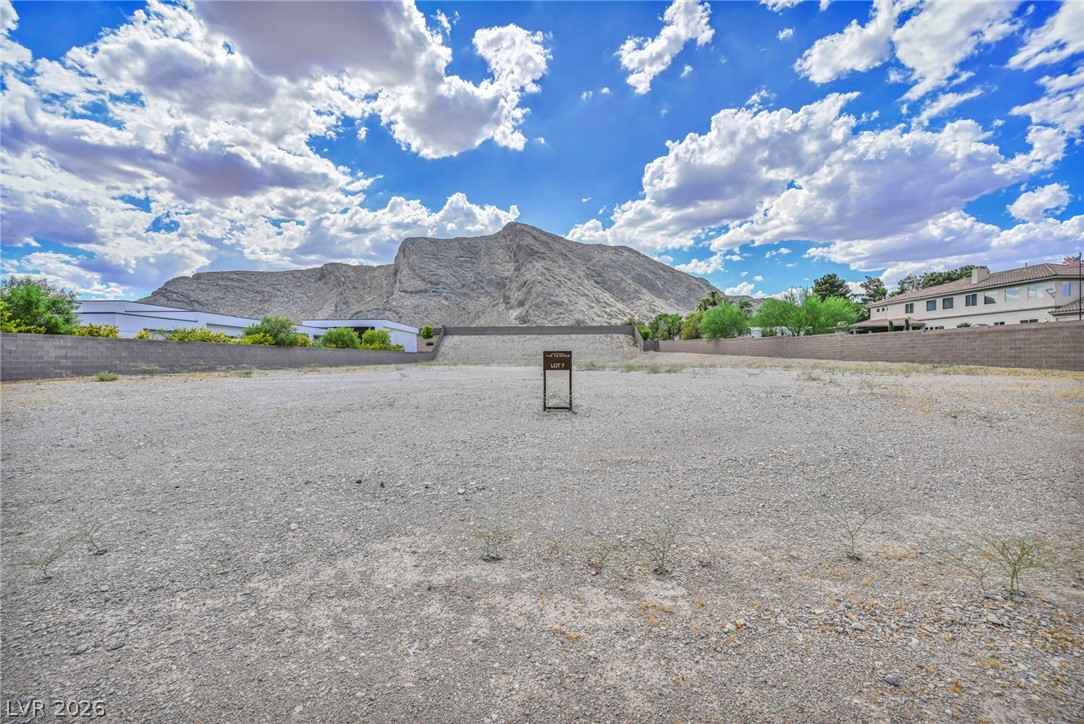 4281 North Grand Canyon Drive