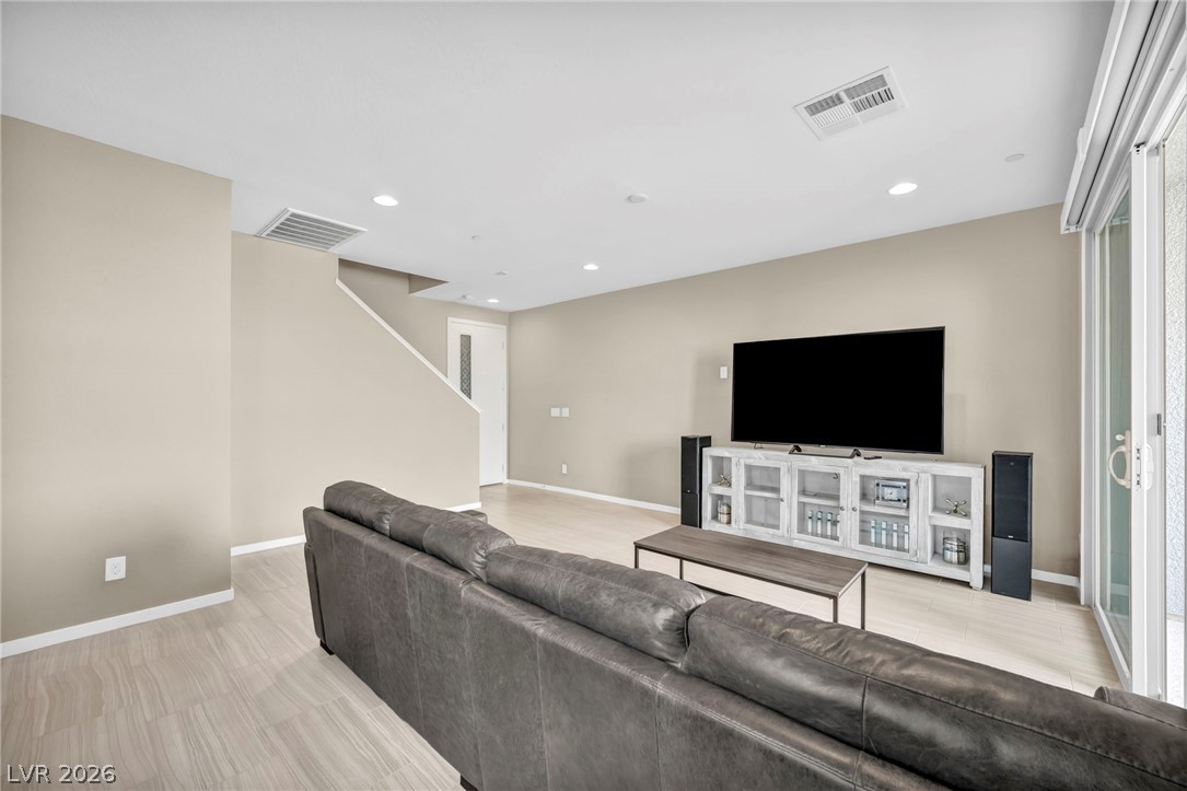 11238 Essence Point Avenue 202