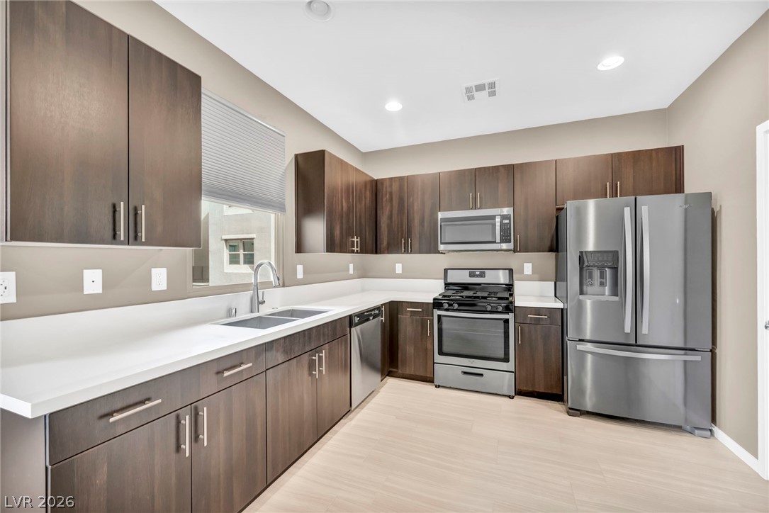11238 Essence Point Avenue 202