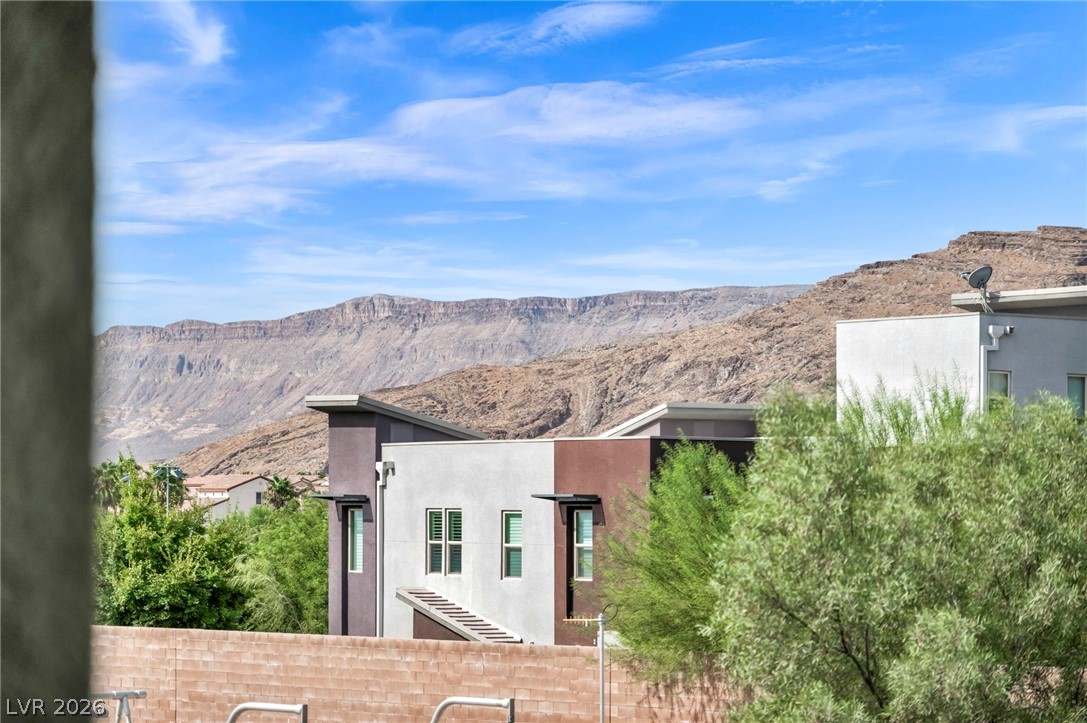 11238 Essence Point Avenue 202