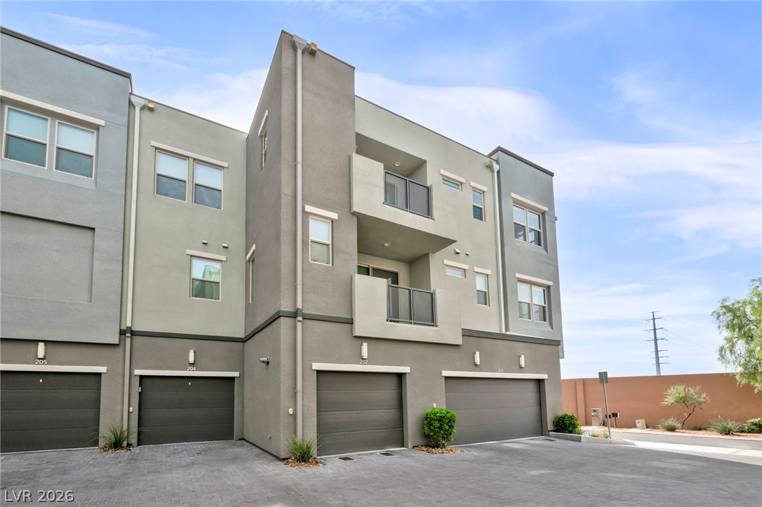 11238 Essence Point Avenue 202