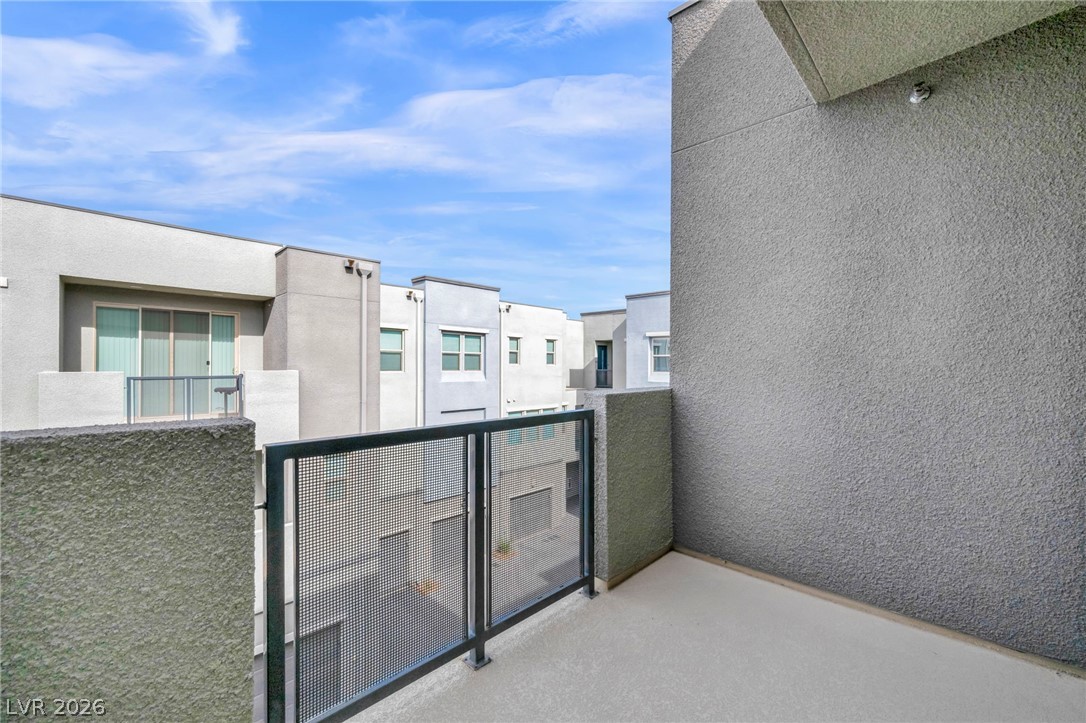 11238 Essence Point Avenue 202
