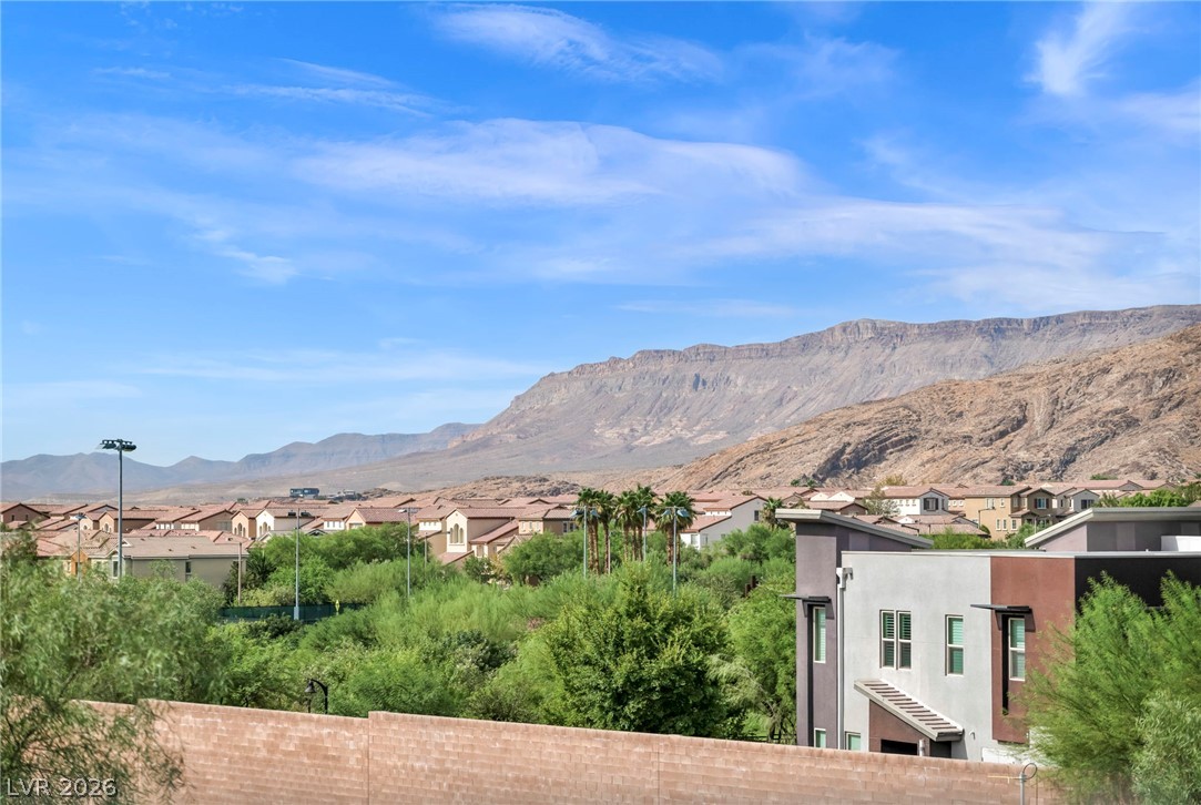 11238 Essence Point Avenue 202