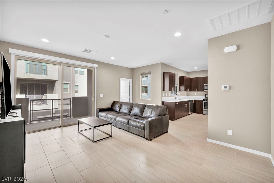 11238 Essence Point Avenue 202