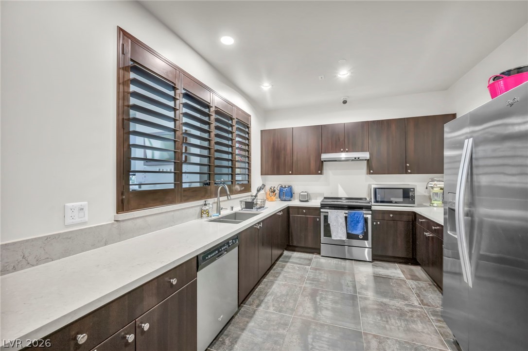 11238 Essence Point Avenue 202