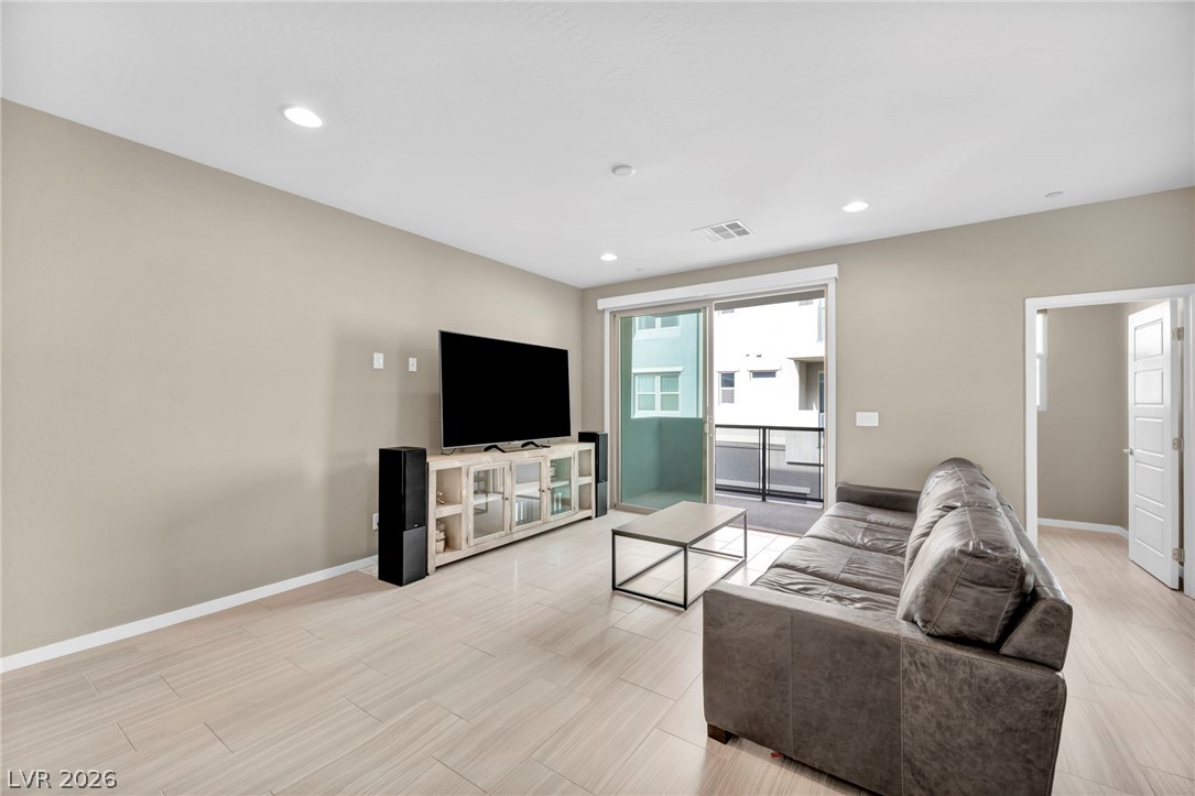 11238 Essence Point Avenue 202