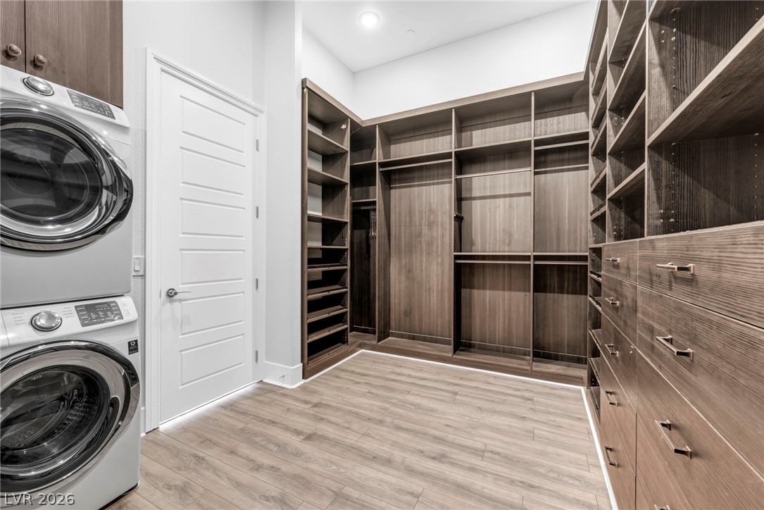 1121 Du Fort Hills Court