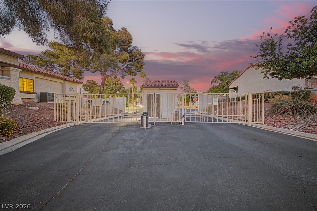 3127 La Mancha Way