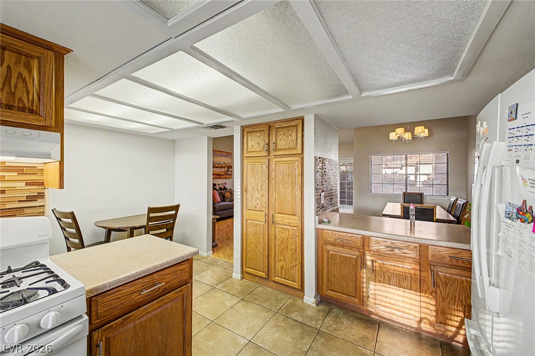3127 La Mancha Way