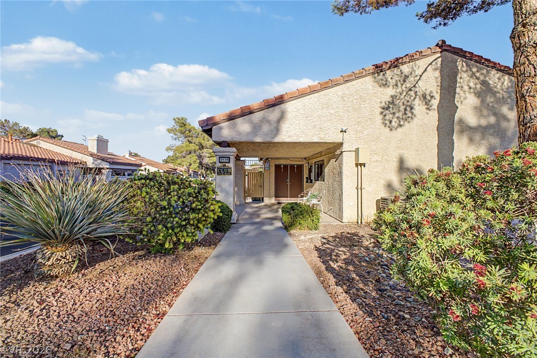 3127 La Mancha Way