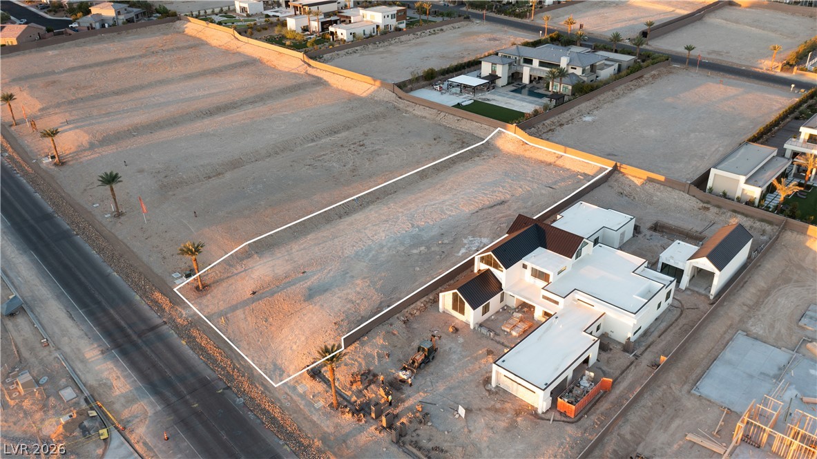 4195 North Grand Canyon Drive