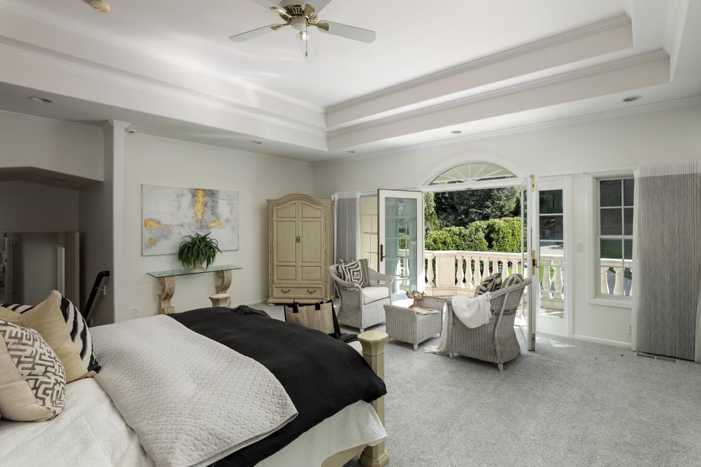 1009 Silver Hill Road