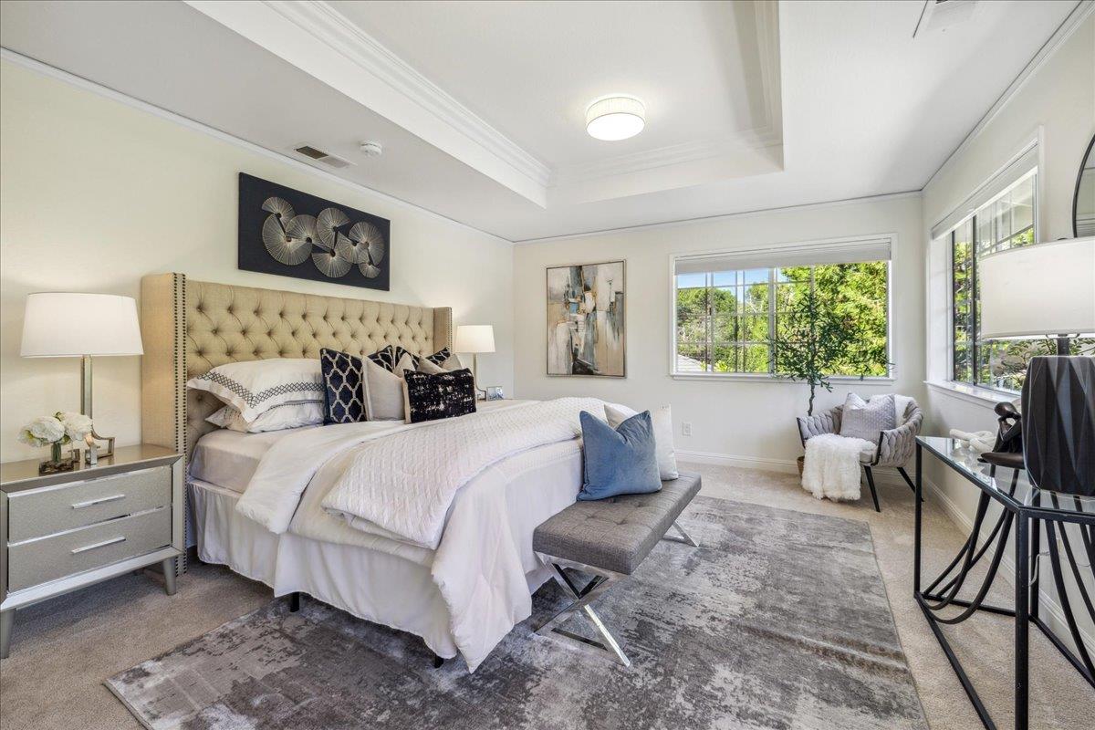546 Sunset WAY