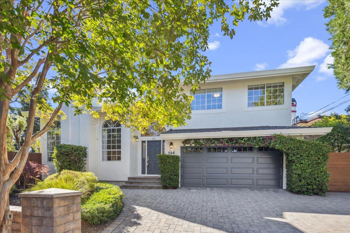 546 Sunset WAY