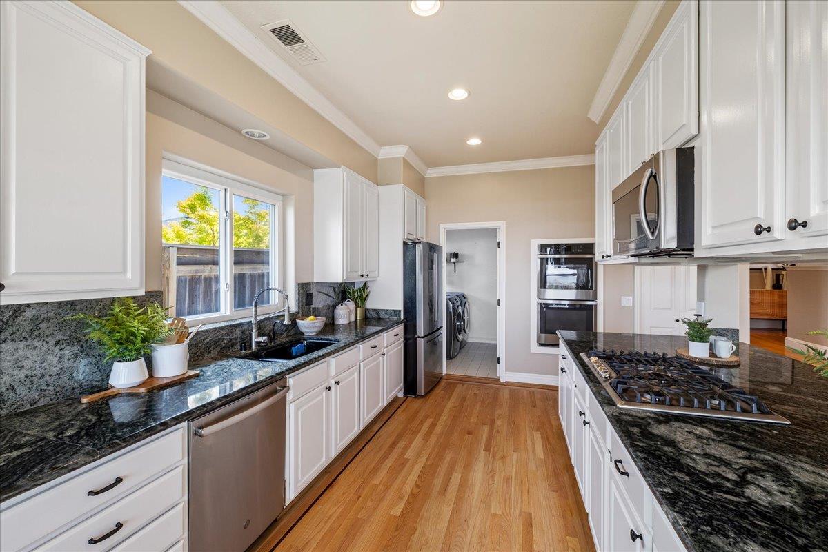 723 Temescal WAY