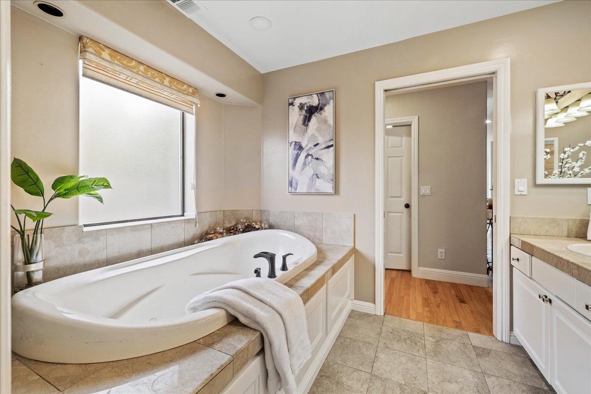 723 Temescal WAY