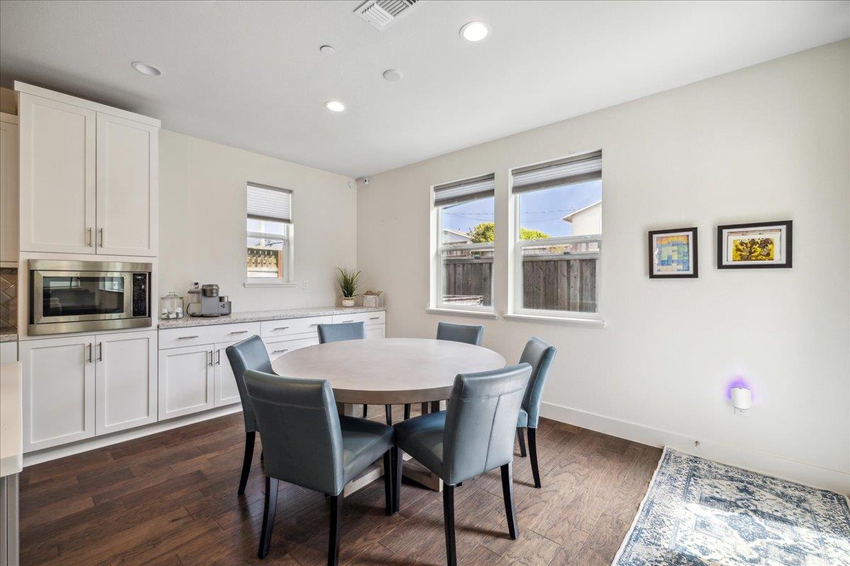 219 Miraluna DR
