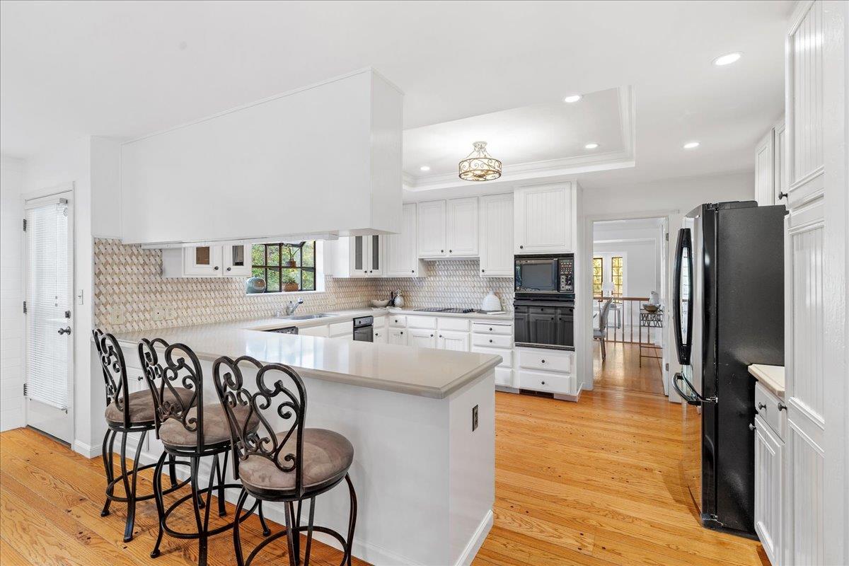 482 Beresford AVE