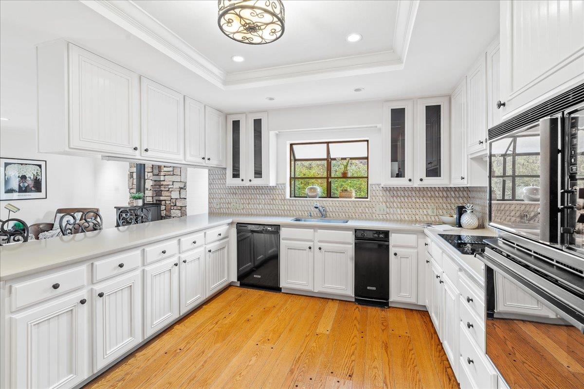 482 Beresford AVE