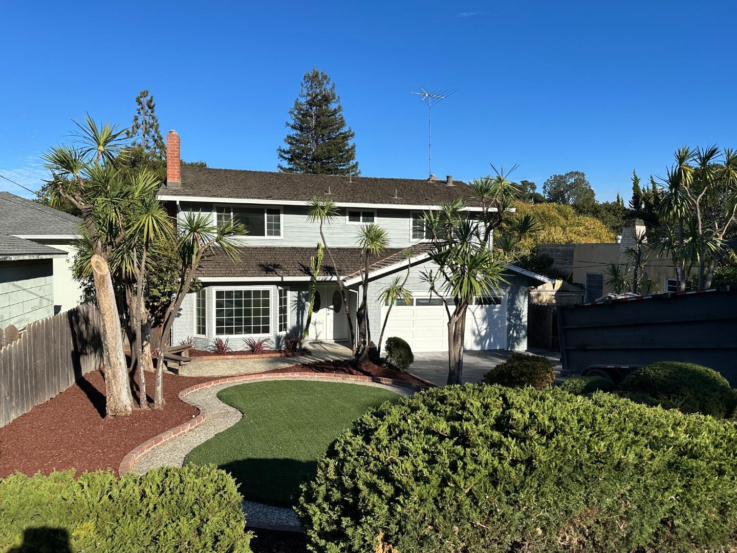 2107 Coronet BLVD