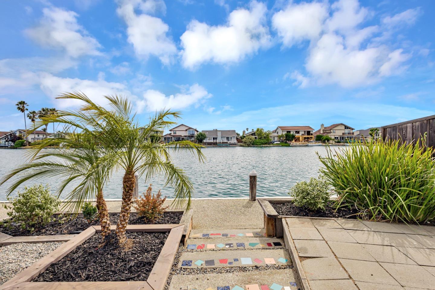 221 Shearwater Isle