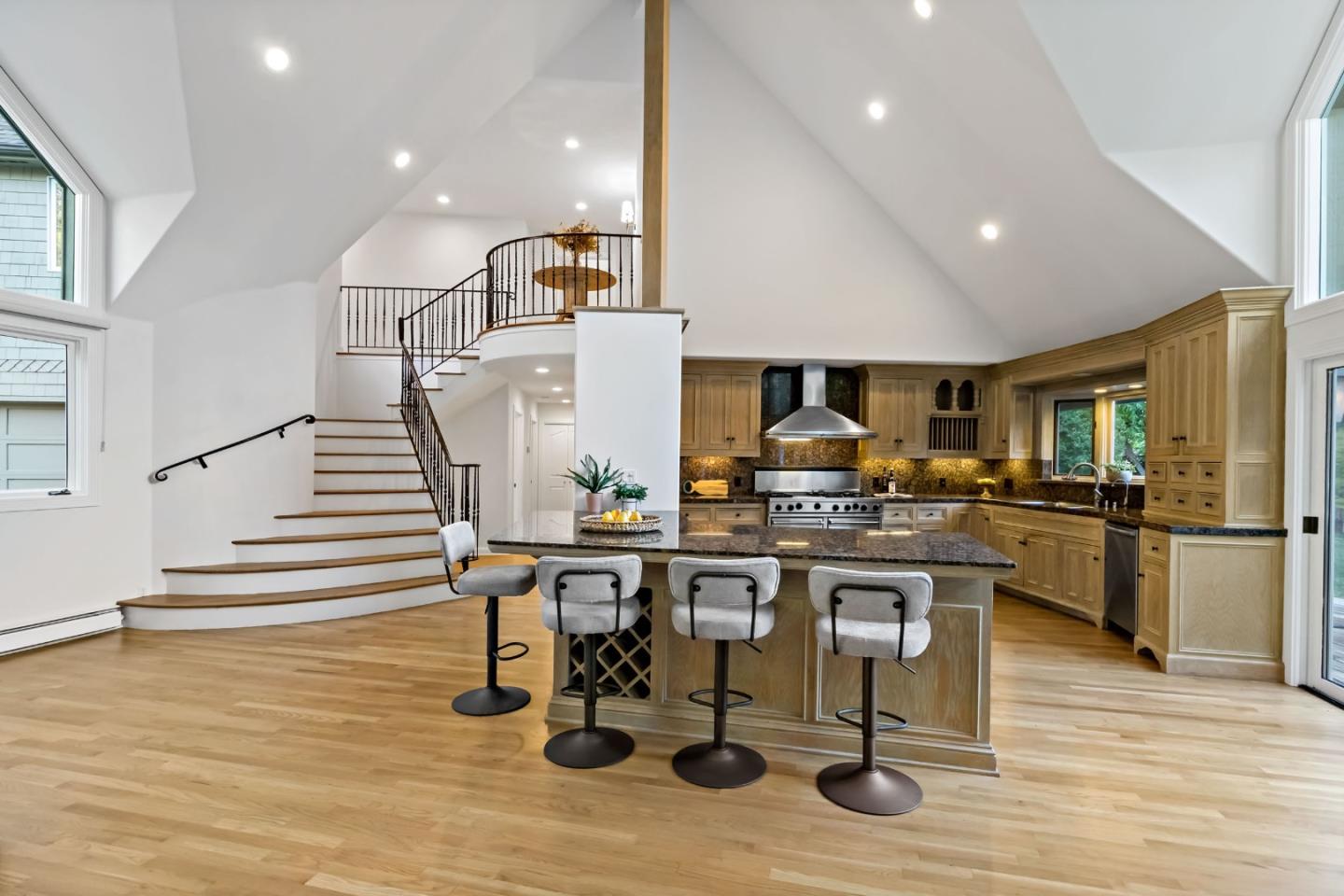 136 Finger Avenue