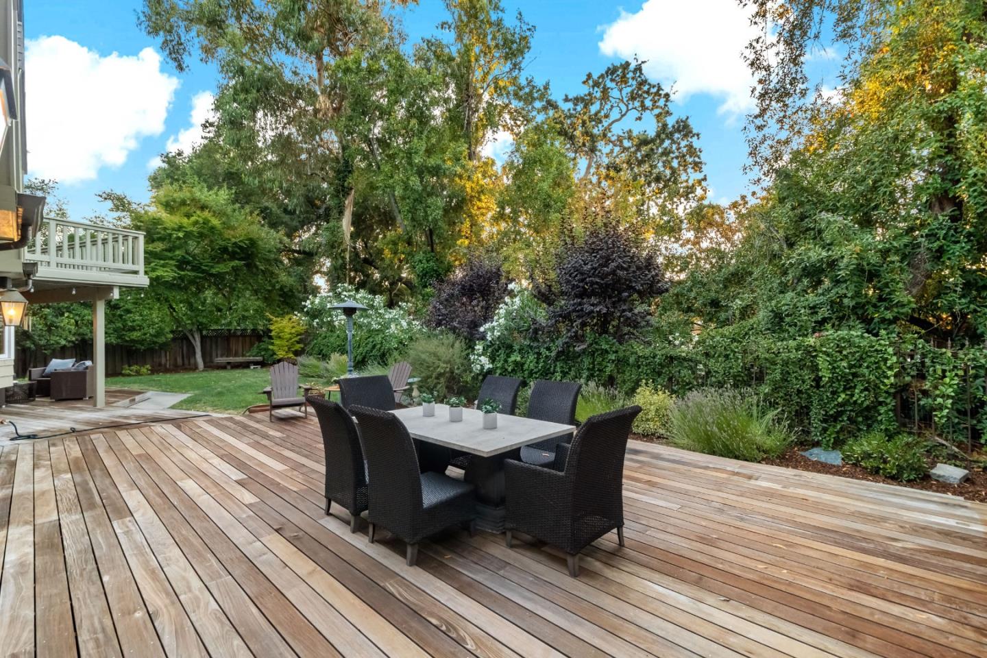 136 Finger Avenue