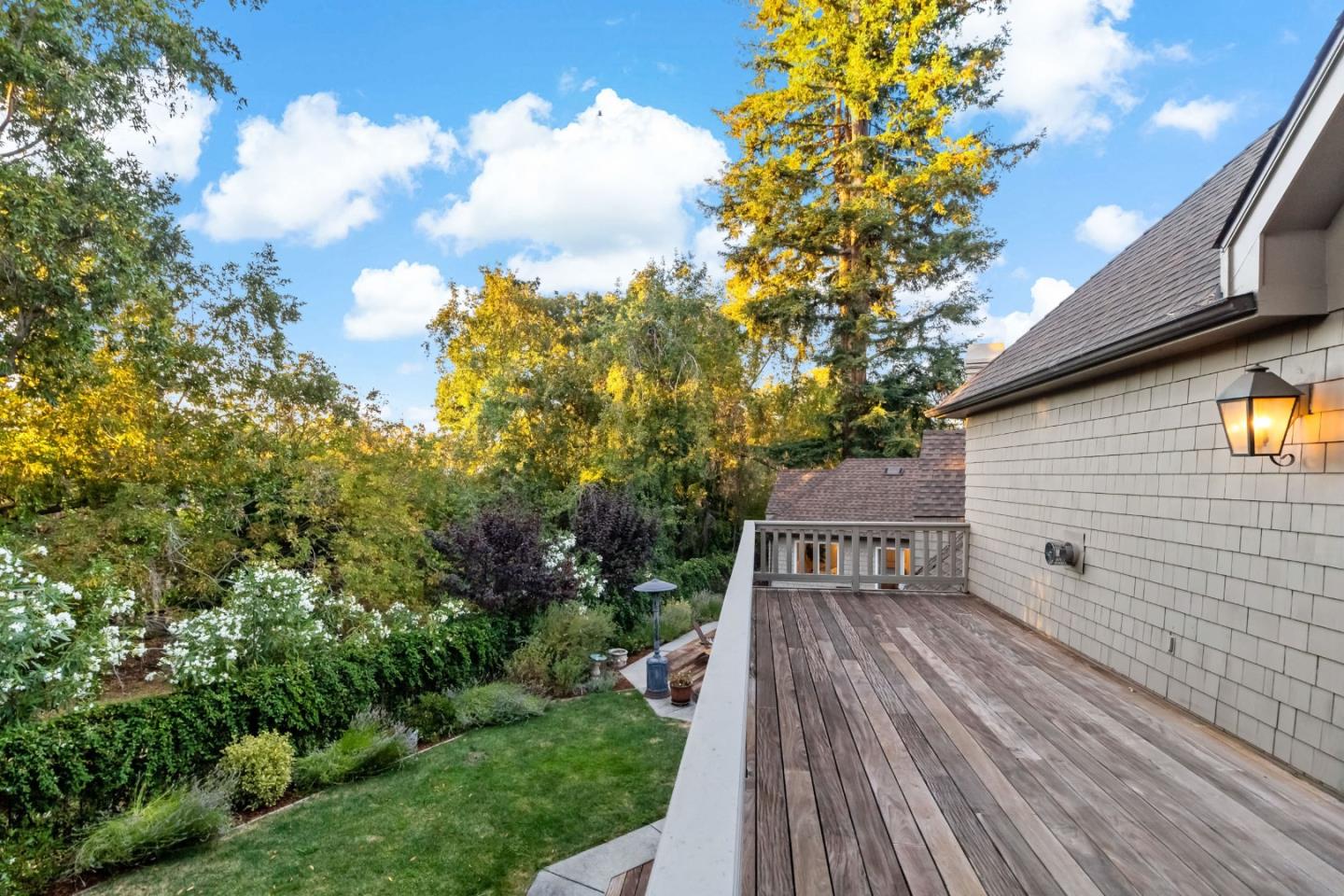 136 Finger Avenue