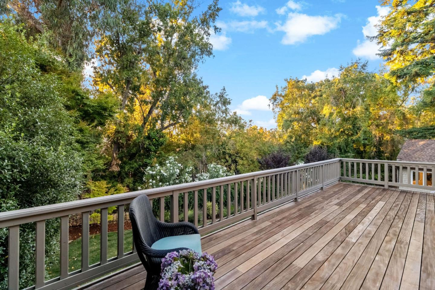 136 Finger Avenue