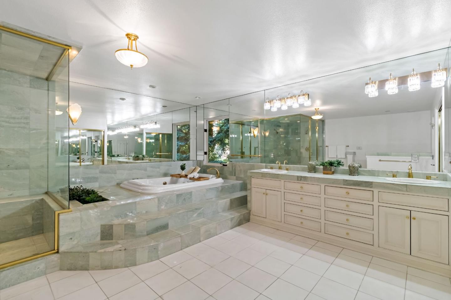 136 Finger Avenue