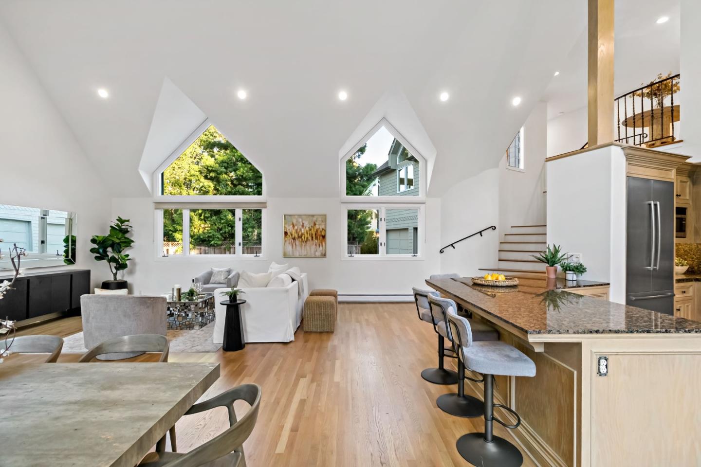 136 Finger Avenue