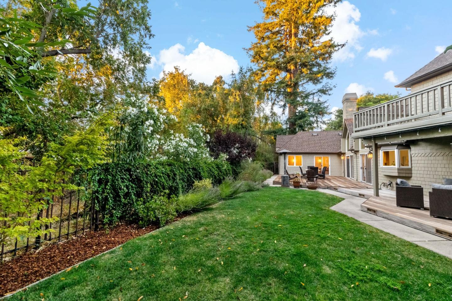 136 Finger Avenue