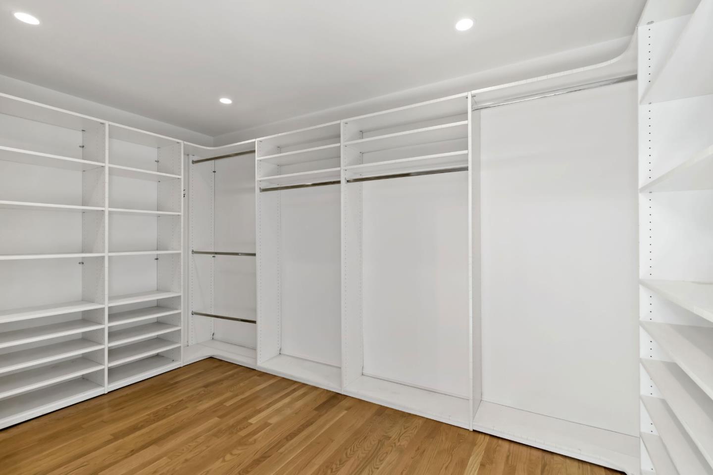 136 Finger Avenue