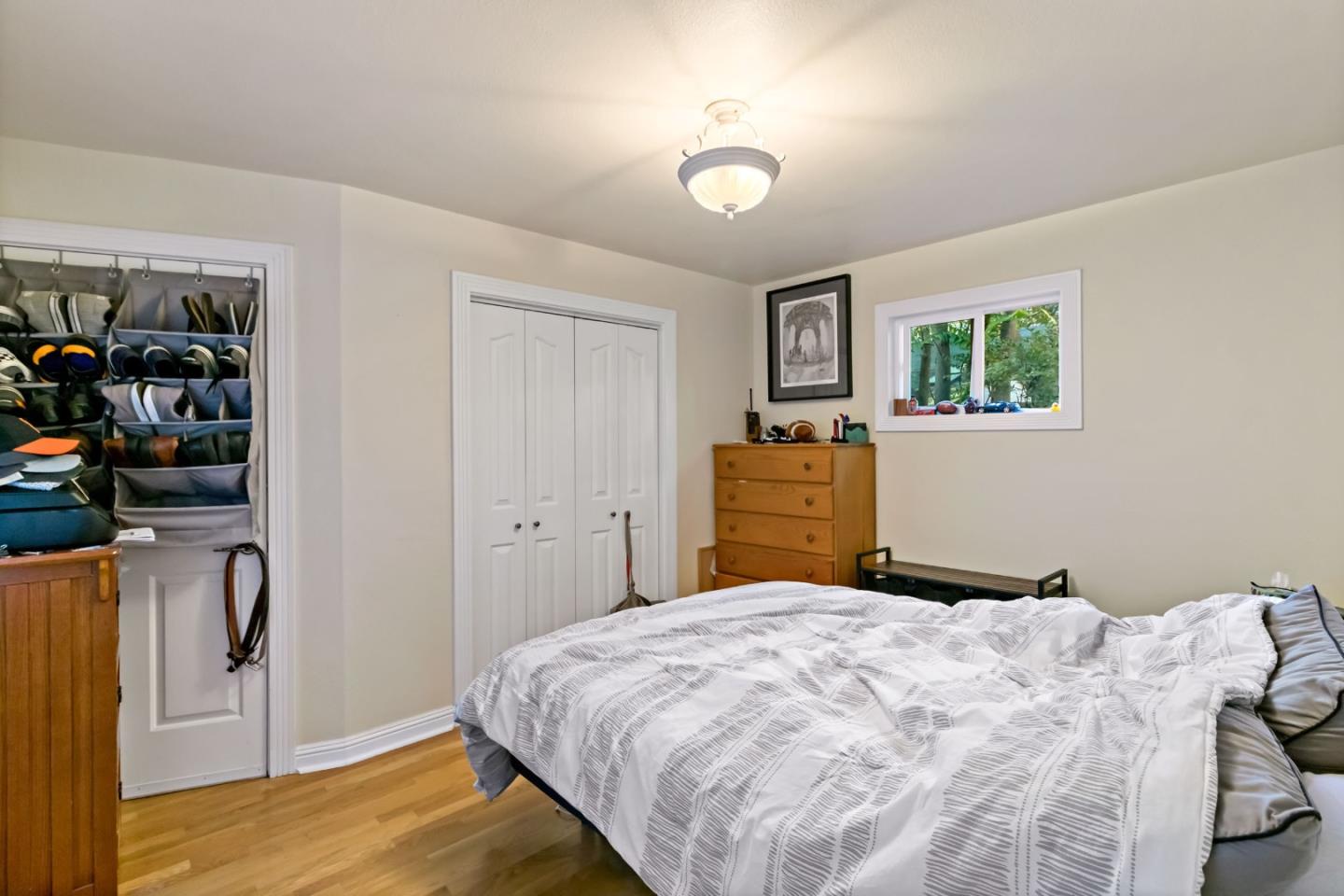 136 Finger Avenue