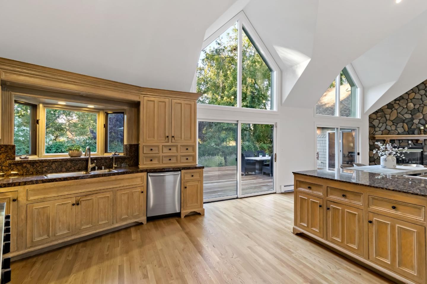 136 Finger Avenue