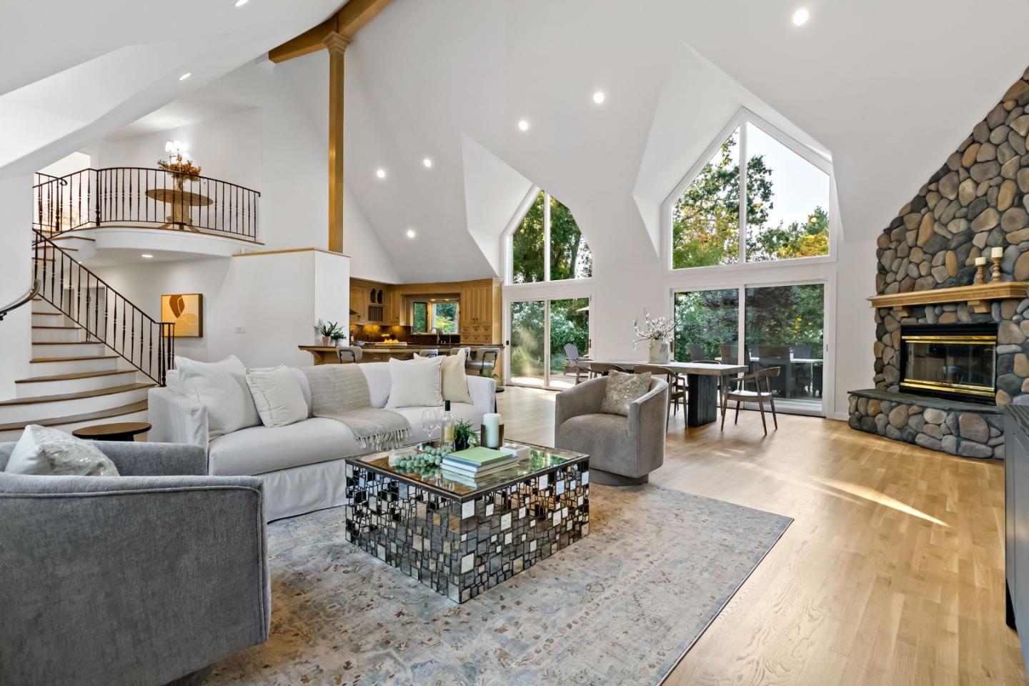 136 Finger Avenue