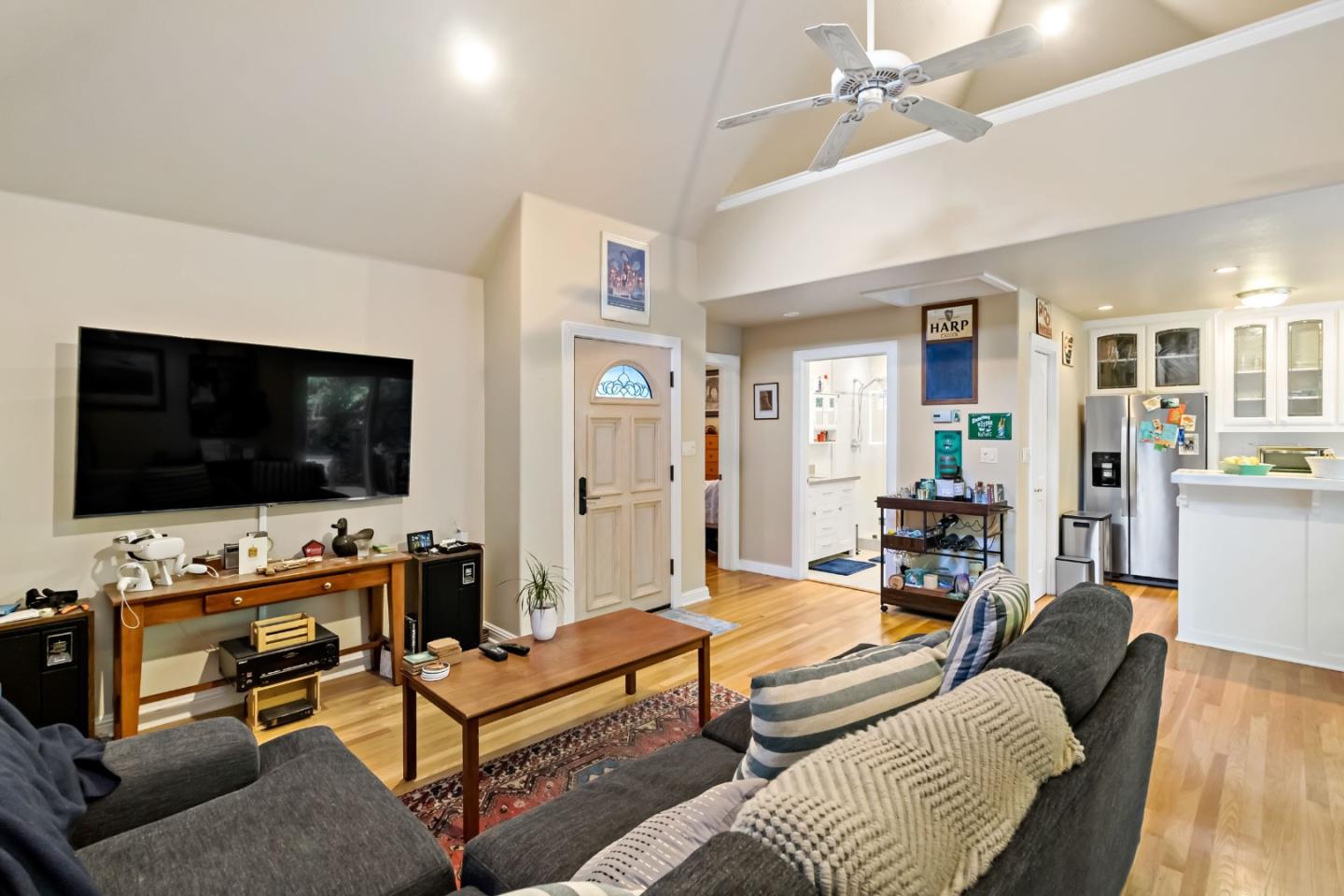 136 Finger Avenue