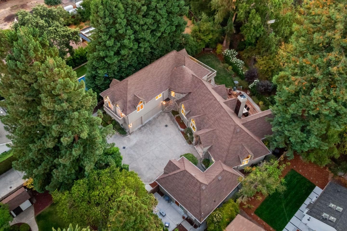 136 Finger Avenue