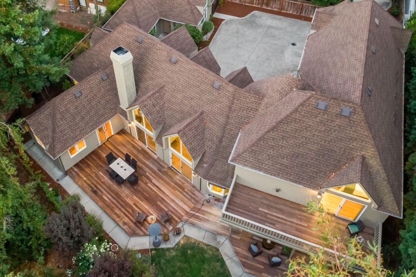 136 Finger Avenue
