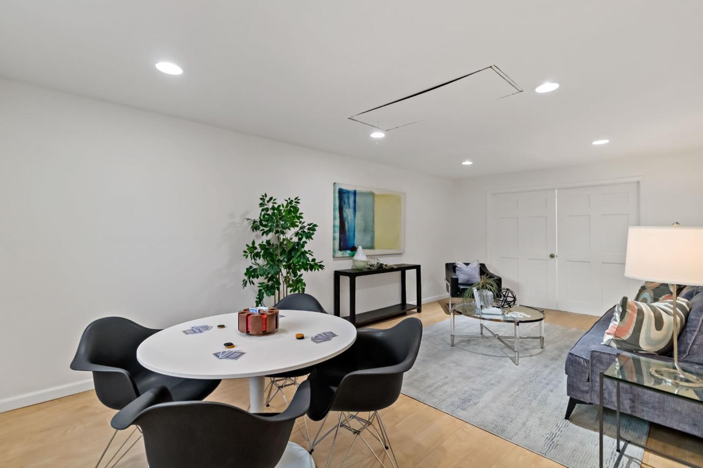 516 Cleveland Street