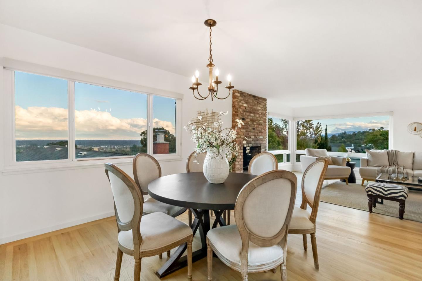 3848 Vineyard Drive